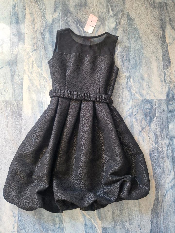 NEU Kleid Cocktailkleid Abendkleid Gr. 36 in Peißen