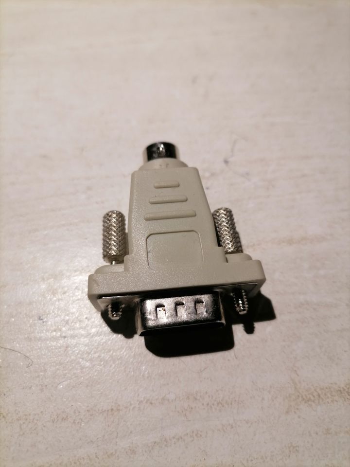 Adapter / Kupplung D-Sub 9-polig (m) auf Mini DIN 4-polig (m) in Kirchham