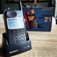 Sony CMD Z1 plus Handy komplett Niedersachsen - Papenburg Vorschau