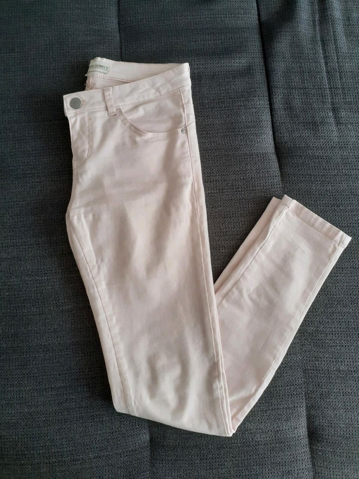 Hose Jeans Rosé Gr. XS in Wunsiedel