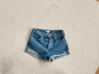 Jeansshorts kurze Hose H&M Shorts Hotpen Hessen - Volkmarsen Vorschau