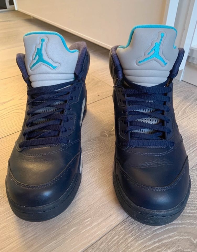 Nike Air Jordan 5 in Kamp-Lintfort