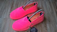 TOMS " Alpargata Mallow" Plateau Slipper - NEU - 37 - neon pink Nordrhein-Westfalen - Neuss Vorschau