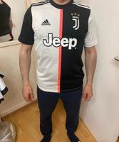 Juventus Turin Juve Fußball Trikot Jersey 19/20 Italien Hannover - Nord Vorschau