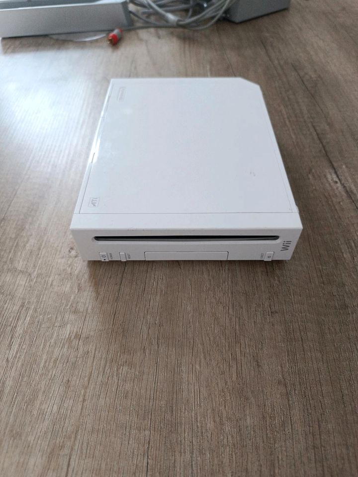 Nintendo Wii weiß in Frohburg