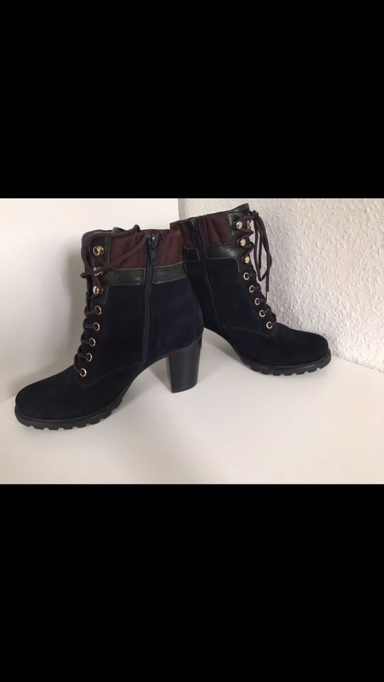 Tommy Hilfiger Stiefel Neu & OVP gr. 39 in Neunkirchen Siegerland