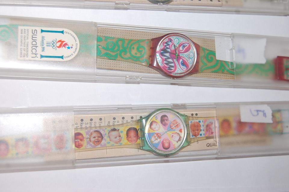 17 Stk. Vintage Swatch Uhren Konvolut 1987 - 1996 80er 90er Jahre in Wiesbaden