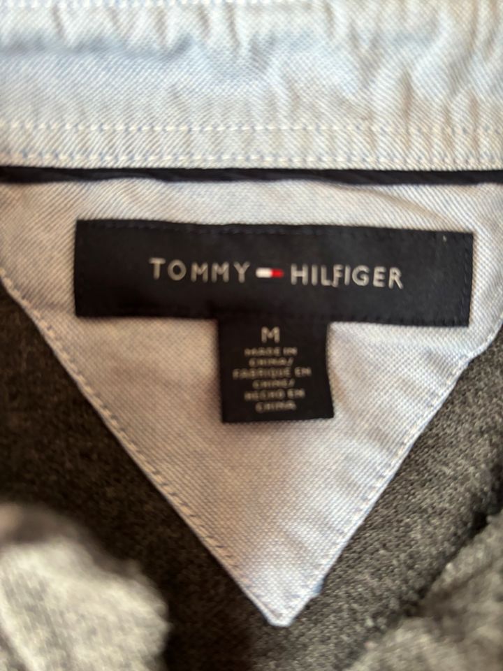 Poloshirt Polohemd grau Tommy Hilfiger Gr. M guter Zustand in Hattingen