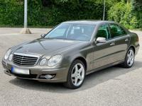 Mercedes-Benz E 500 4MATIC *Voll-Austattung*Sehr gepflegt* Stuttgart - Feuerbach Vorschau