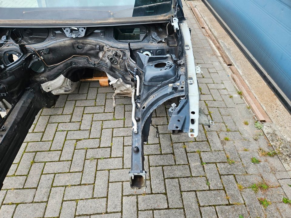 BMW E92 M3 karrose BMW M3 rohkarosse 41008045819 54108045327 in Bunde