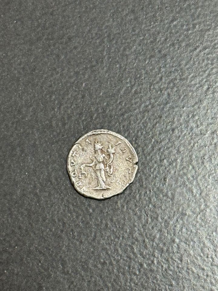 Silber Münze Marcus Aurelius in Meerbusch