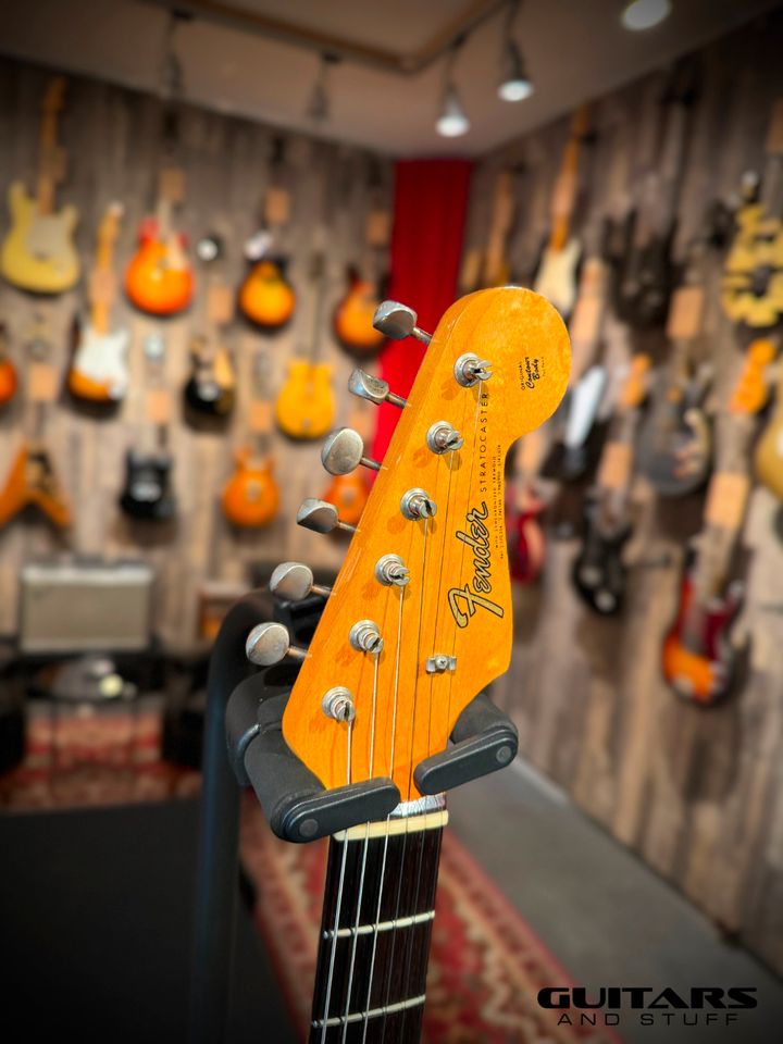 1965 Fender Stratocaster 3-Tone Sunburst L-Series PRE-CBS in Waldshut-Tiengen
