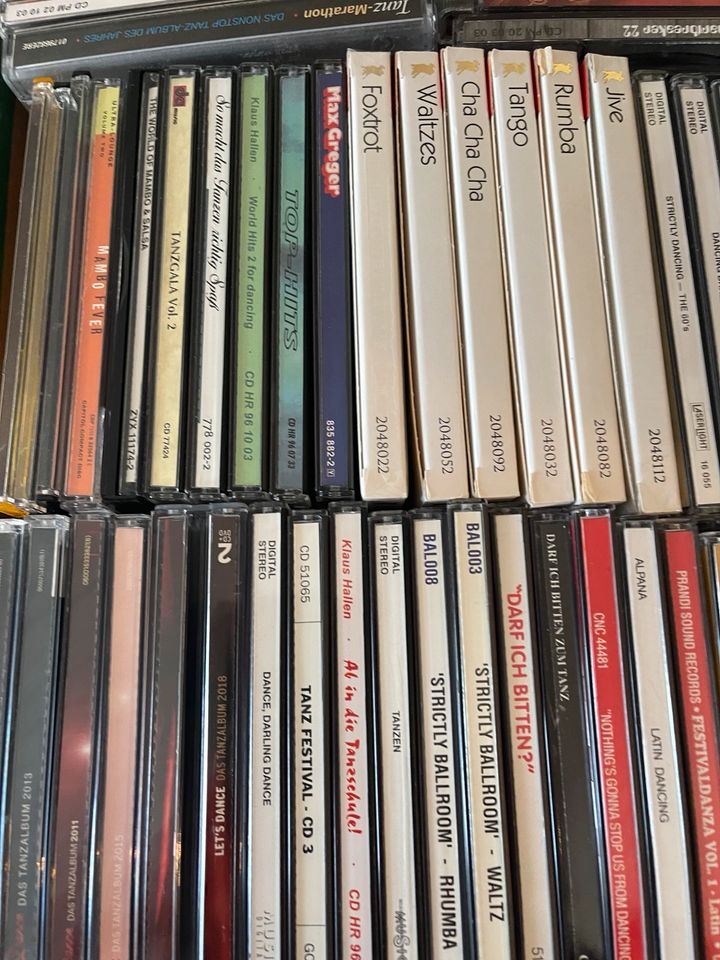 CD, Chart Hits Fetenhits, DJ Sammlung Bravohits Café del Mar in Gießen