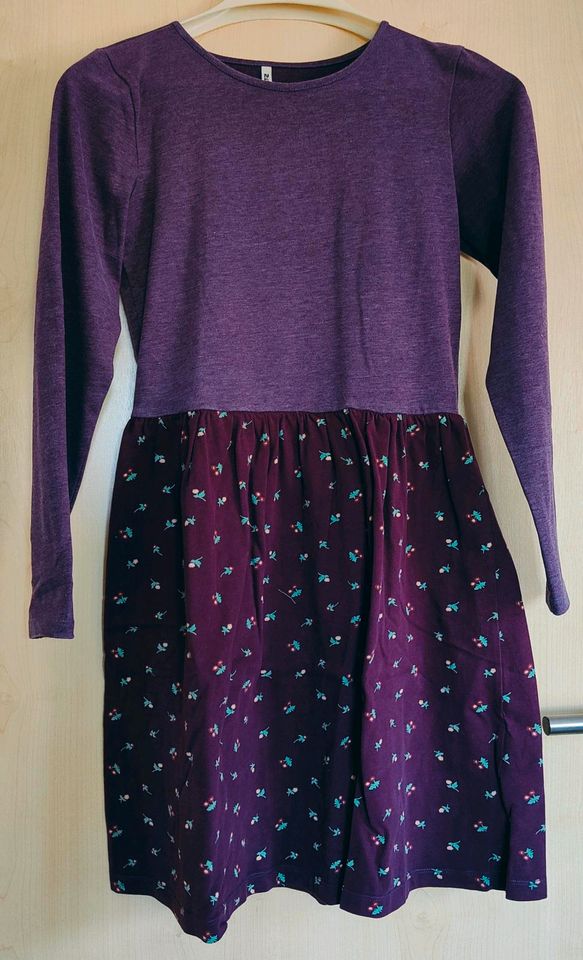 FiT-Z Kleid 182 Kinderkleid aubergine Übergangskleid in Marktoberdorf