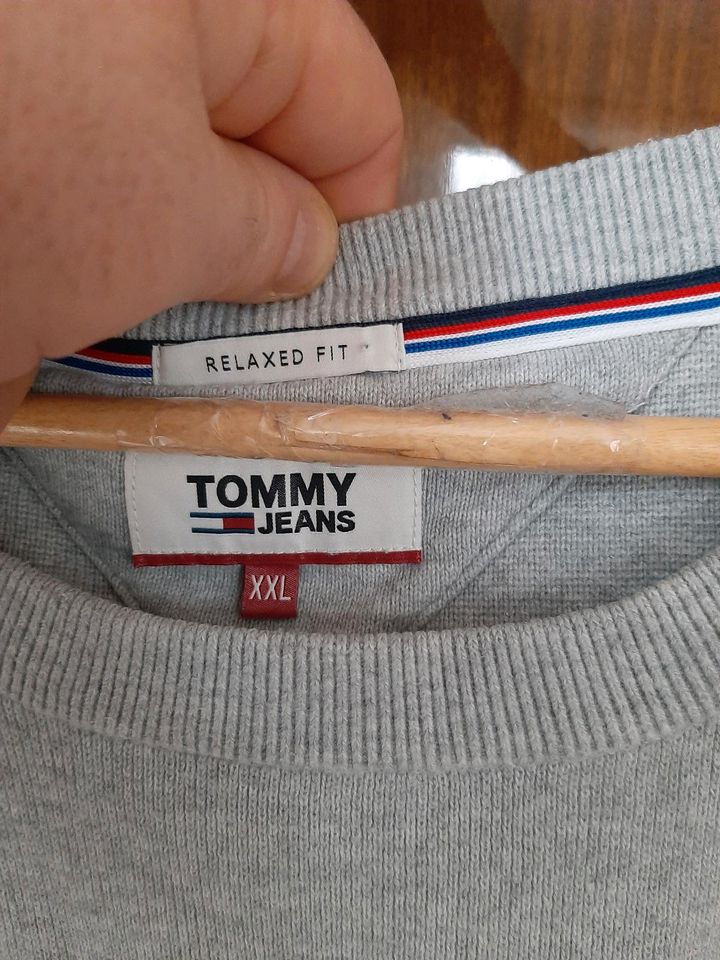 Tommy Hilfiger sweatshirt größe 2XL in Dingolfing