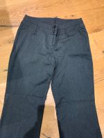 Takko Flame geraunt/grau Anzug Hose mit Bügelfalte Gr. 44 Baden-Württemberg - Endingen Vorschau