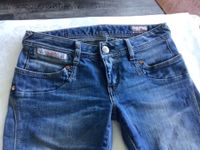 Jeans Herlicher Gr.26/31 Neu Niedersachsen - Drebber Vorschau