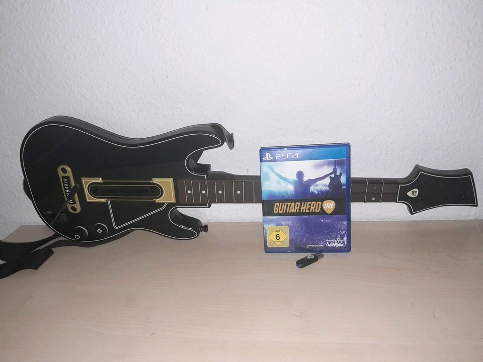 Guitar Hero 50€ Ps4 in Dresden