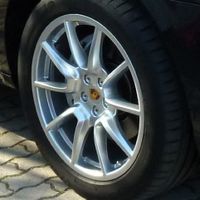 Porsche Macan Sommerräder 20" Zoll SportDesign + Michelin DOT0421 München - Pasing-Obermenzing Vorschau