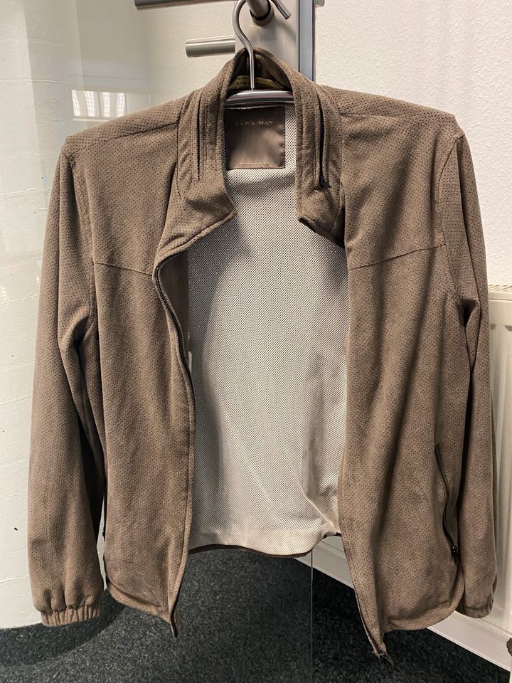 Leichte Jacke von Zara Man in Fellbach