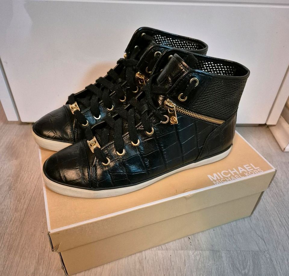 Michael Kors Sneaker, Größe 39, US 9M, schwarz in Frankfurt am Main