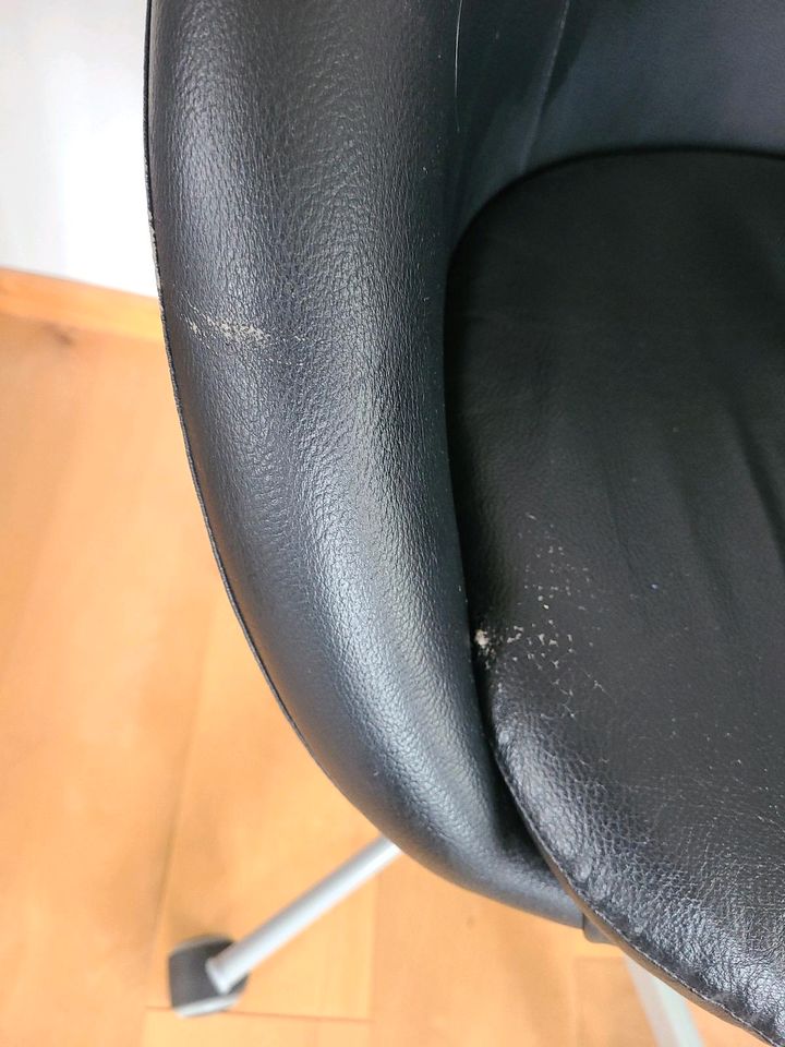 SKRUVSTA Schreibtisch Stuhl schwarz Ikea in Trossingen