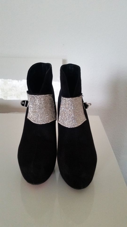 Plateau Schuhe High Heels mit Silber Glitzer Schnalle in Berlin