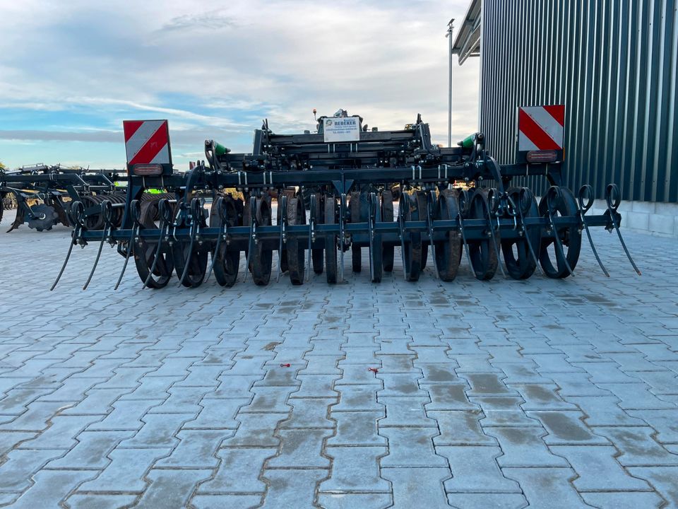 Grubber 3m gebraucht Mulchgrubber Doppel-U-Profilwalze, Federsteinsicherung, Striegel, LED-Beleuchtung in Klein Berßen