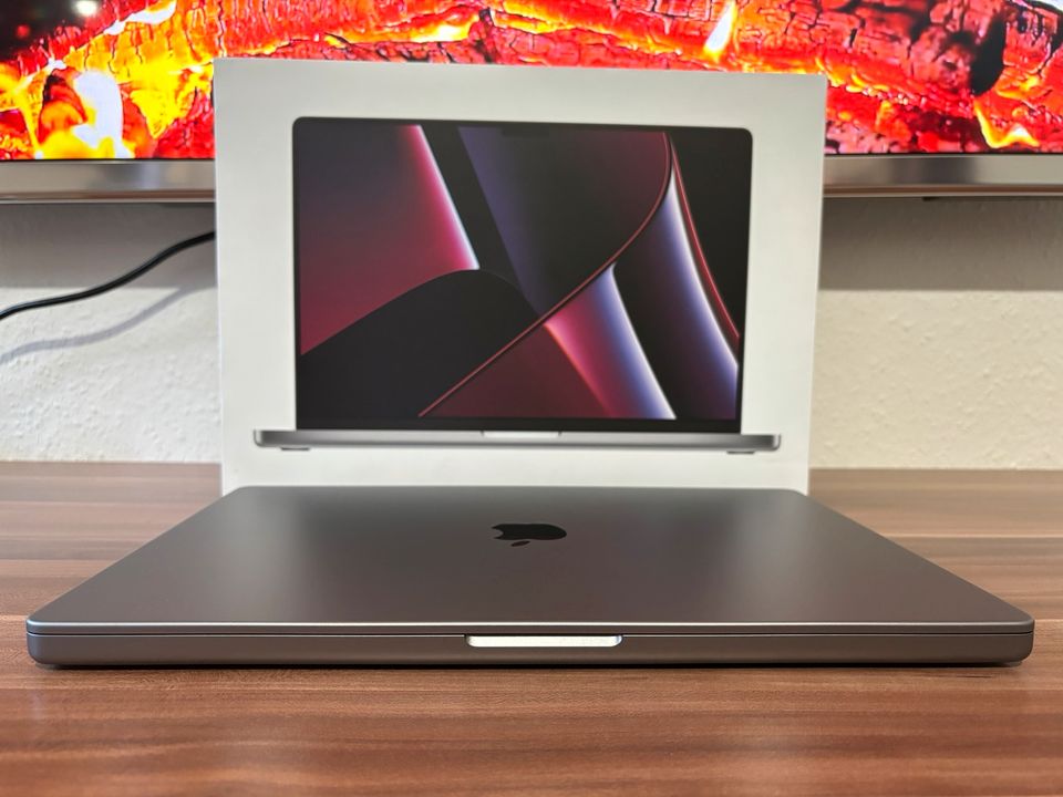 HÄNDLER - Apple MacBook Pro 2023 16“ 100% Akku inkl. 19% MwSt. in Krefeld