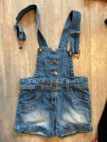 Latzhose, Jeans - Größe 110 Sachsen-Anhalt - Magdeburg Vorschau