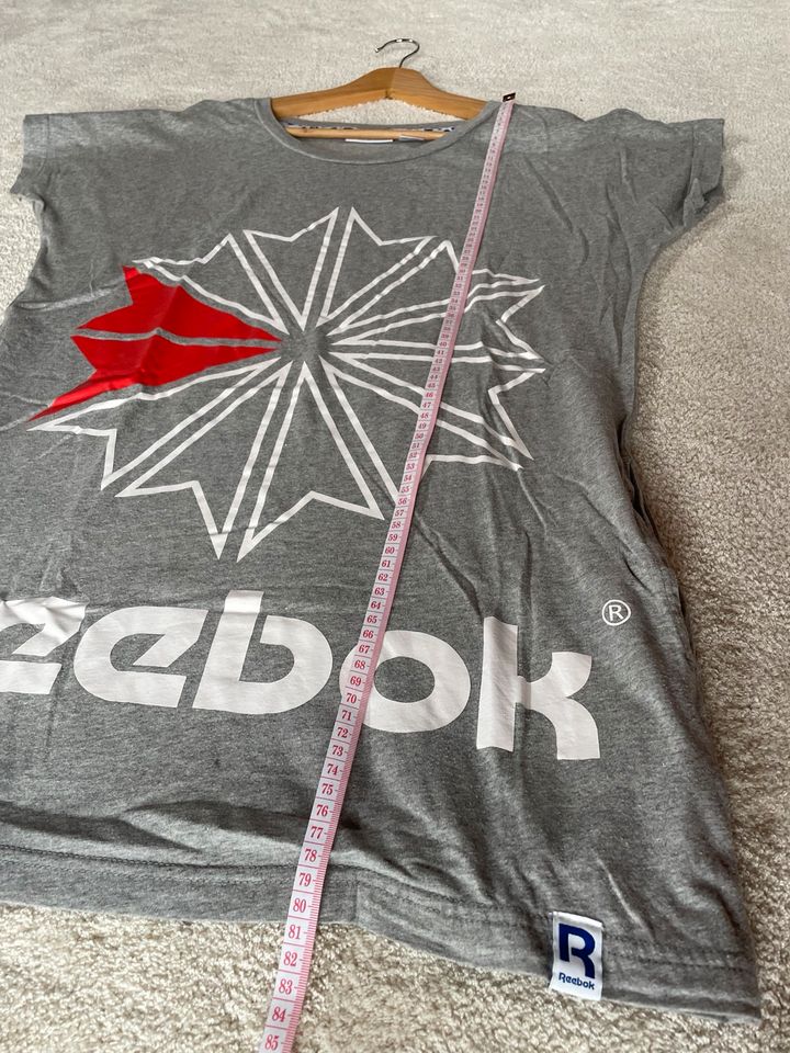 Reebok T-Shirtkleid Kleid Damen Größe M in Regensburg