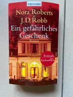Nora Robberts, J.D. Robb, Ein gefährliches Geschenk Niedersachsen - Börßum Vorschau
