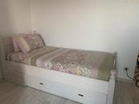 Bett Holz massiv Mitte - Wedding Vorschau
