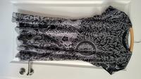 Desigual Kleid Gr.XL TOP schwarz weiß Nordrhein-Westfalen - Südlohn Vorschau