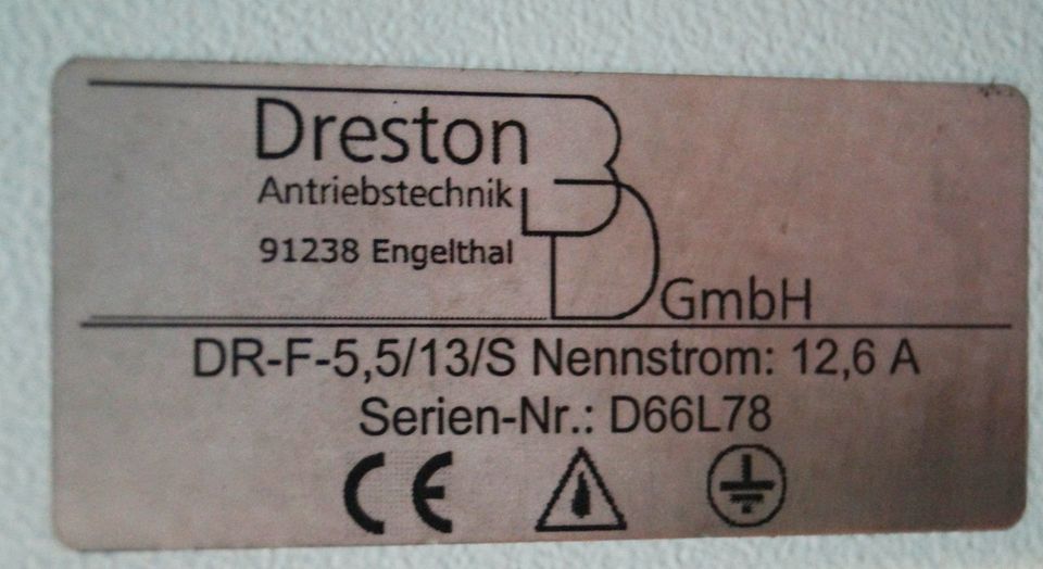 Frequenzumrichter Dreston DR-F-5,5/13/S 12,6A mit Bedienteil in Bad Kötzting