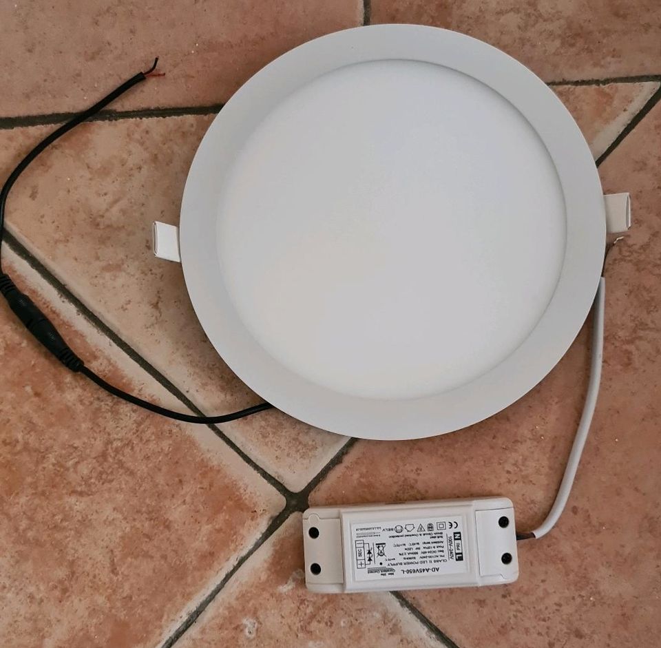 LED Einbaustrahler - 2x ø 237mm , 1x ø180mm -Rund - Weiß in Wadgassen