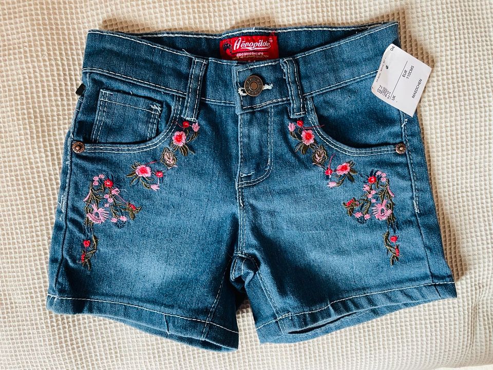 Heropilote Jeans Shorts kurze Hose Stickerei Gr 5 bzw 110 neu in Osnabrück