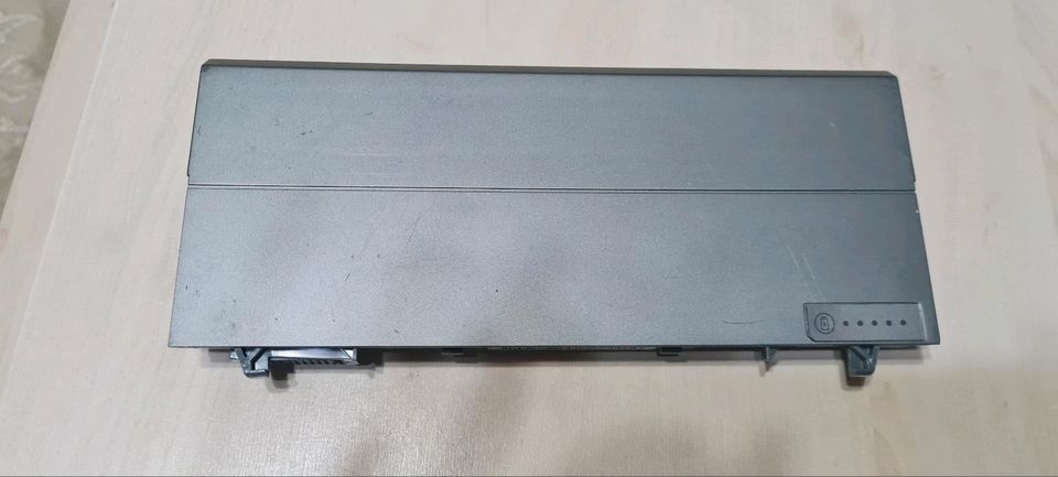 Dell Notebook Battery in Kürten