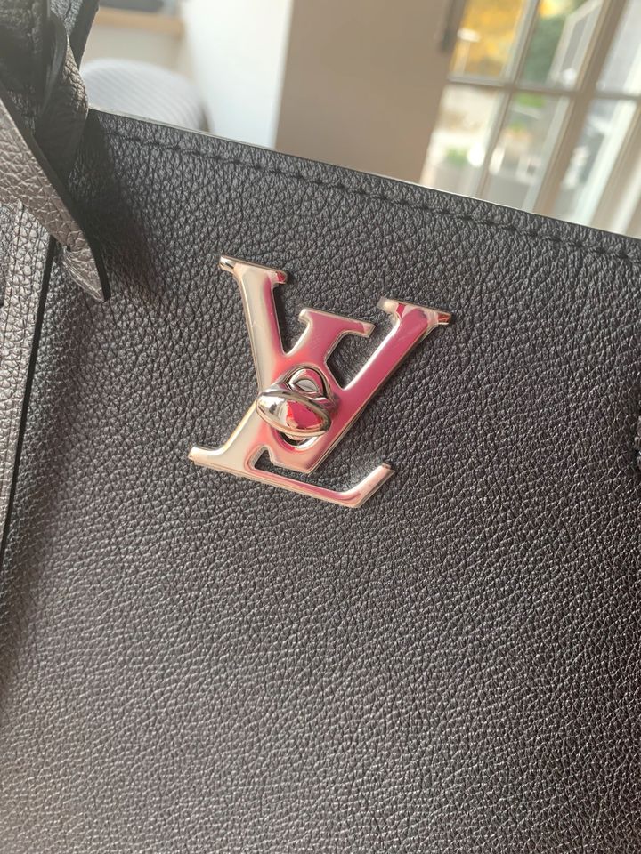 Org Louis Vuitton Lockme Cabas Shopper schwarz Leder Tasche in Lauf a.d. Pegnitz