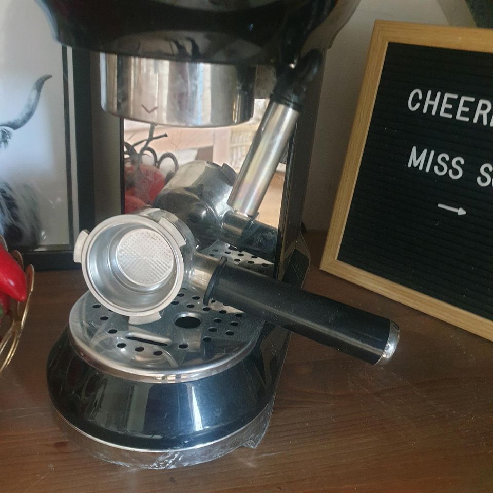 Smeg Espresso Maschine in Essen