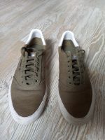 Adidas Sneaker Gr. 42 oliv-grün Schleswig-Holstein - Wattenbek Vorschau