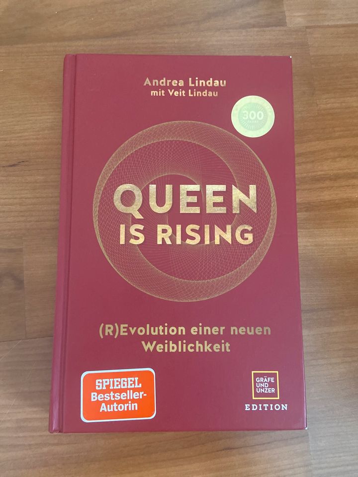 Queen is rising Andrea Lindau in Remseck am Neckar