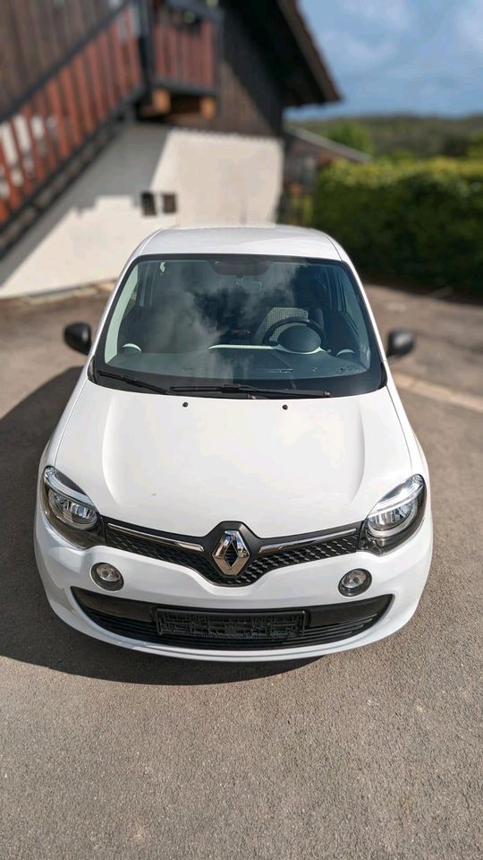 Renault Twingo Life SCe 70 in Bindlach