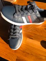 Wunderschöne Ben Sherman Schuhe Turnschuhe Gr. 37  neuwertig Mod Sachsen - Diera-Zehren Vorschau