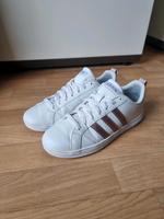 Adidas Schuhe 39 1/3 Leipzig - Grünau-Mitte Vorschau