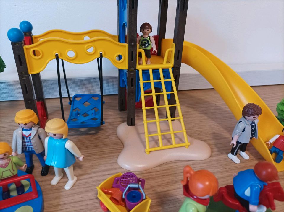 Playmobil Spielplatz in Duisburg