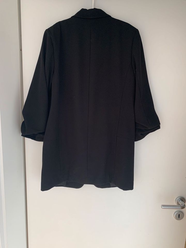 Zara Woman Blazer schwarz Größe M in Hannover