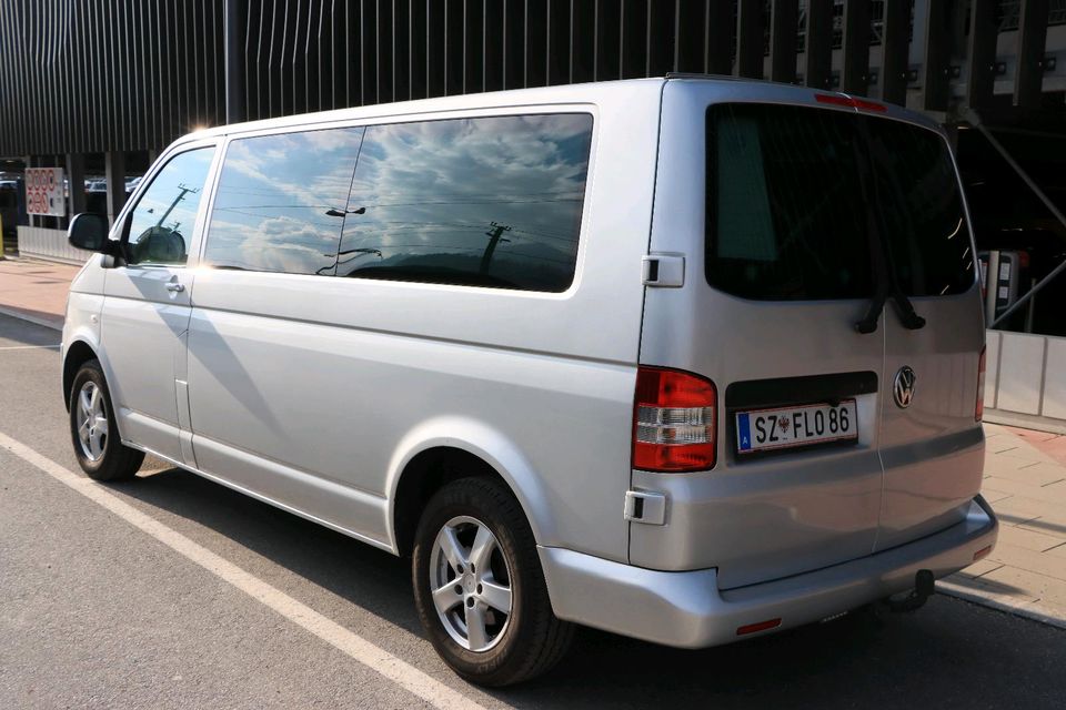 VW T5 Camper 4motion Caravelle 2.0TDI in Kiefersfelden