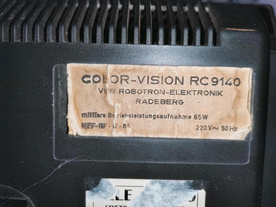 DDR Fernseher DDR Farbfernseher ROBOTRON  Color-Vision RC9140 in Forst (Lausitz)