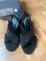 Marco Tozzi  highheels neu mit Glitzersteinen Hessen - Vellmar Vorschau